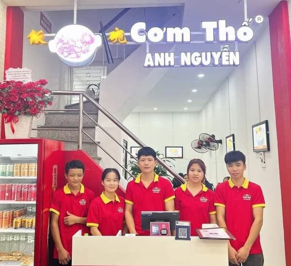 Mẫu áo phục vụ nhà hàng tiệm cơm thố 